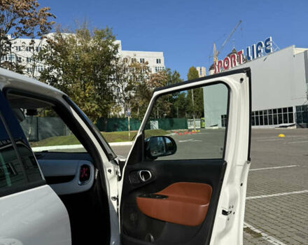 Белый Фиат 500L, объемом двигателя 1.3 л и пробегом 104 тыс. км за 9600 $, фото 40 на Automoto.ua