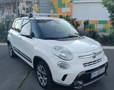 Белый Фиат 500L, объемом двигателя 1.3 л и пробегом 174 тыс. км за 7000 $, фото 1 на Automoto.ua