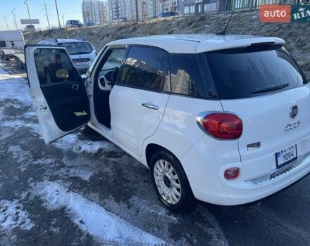 Белый Фиат 500L, объемом двигателя 1.4 л и пробегом 94 тыс. км за 6700 $, фото 4 на Automoto.ua