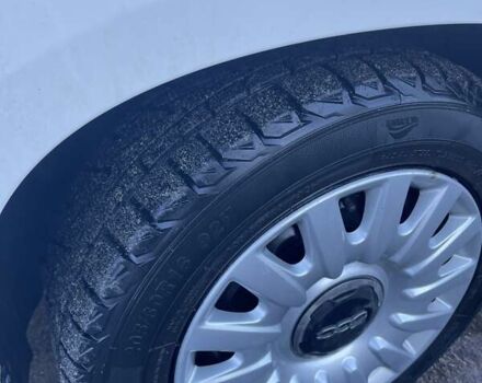 Белый Фиат 500L, объемом двигателя 1.4 л и пробегом 94 тыс. км за 6700 $, фото 5 на Automoto.ua