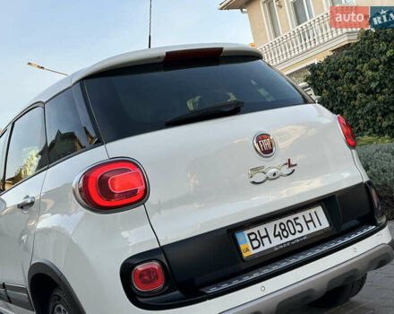 Белый Фиат 500L, объемом двигателя 1.3 л и пробегом 176 тыс. км за 8900 $, фото 11 на Automoto.ua