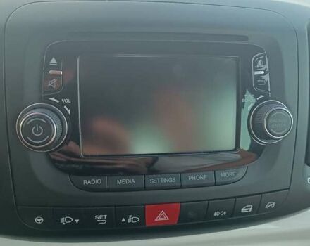 Белый Фиат 500L, объемом двигателя 1.3 л и пробегом 174 тыс. км за 7000 $, фото 24 на Automoto.ua