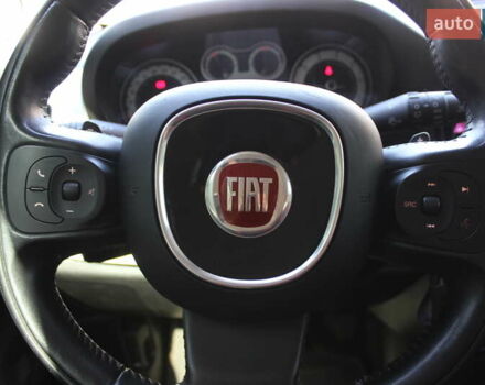 Белый Фиат 500L, объемом двигателя 1.3 л и пробегом 97 тыс. км за 9499 $, фото 14 на Automoto.ua