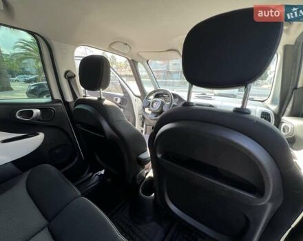 Белый Фиат 500L, объемом двигателя 1.3 л и пробегом 109 тыс. км за 8200 $, фото 7 на Automoto.ua