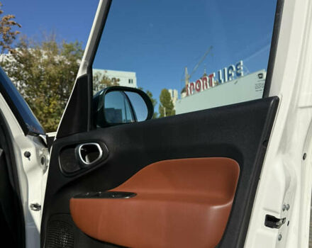Белый Фиат 500L, объемом двигателя 1.3 л и пробегом 104 тыс. км за 9600 $, фото 41 на Automoto.ua