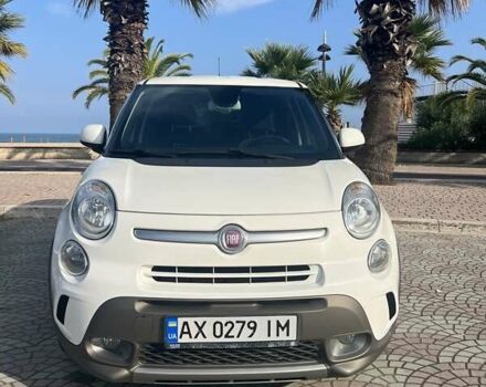 Белый Фиат 500L, объемом двигателя 1.3 л и пробегом 109 тыс. км за 8200 $, фото 1 на Automoto.ua