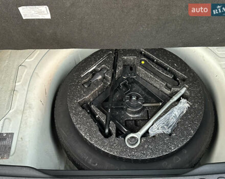 Белый Фиат 500L, объемом двигателя 1.3 л и пробегом 176 тыс. км за 8900 $, фото 56 на Automoto.ua