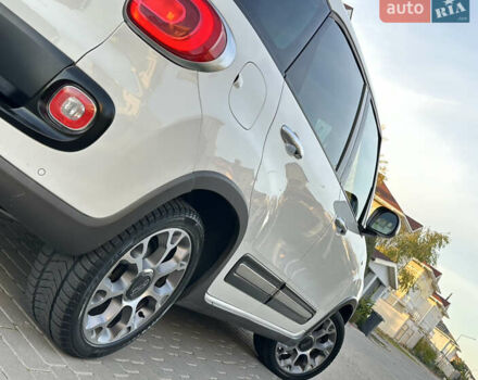 Белый Фиат 500L, объемом двигателя 1.3 л и пробегом 176 тыс. км за 8900 $, фото 20 на Automoto.ua