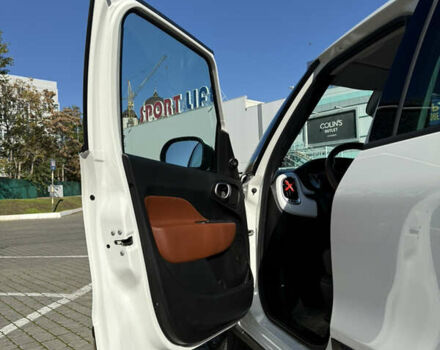 Белый Фиат 500L, объемом двигателя 1.3 л и пробегом 104 тыс. км за 9600 $, фото 38 на Automoto.ua