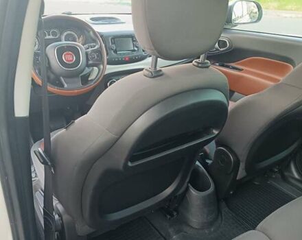 Белый Фиат 500L, объемом двигателя 1.3 л и пробегом 174 тыс. км за 7000 $, фото 15 на Automoto.ua
