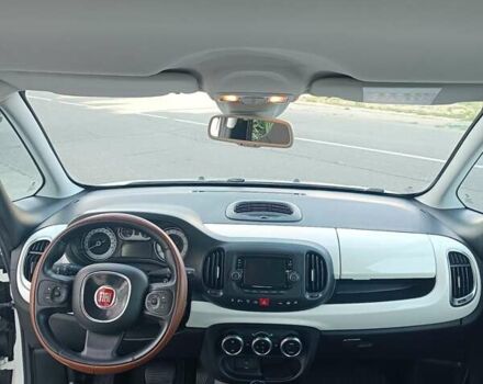 Белый Фиат 500L, объемом двигателя 1.3 л и пробегом 174 тыс. км за 7000 $, фото 16 на Automoto.ua