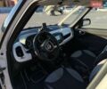 Белый Фиат 500L, объемом двигателя 1.25 л и пробегом 121 тыс. км за 8900 $, фото 23 на Automoto.ua