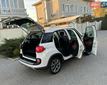 Белый Фиат 500L, объемом двигателя 1.3 л и пробегом 176 тыс. км за 8900 $, фото 32 на Automoto.ua