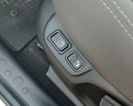 Белый Фиат 500L, объемом двигателя 1.3 л и пробегом 174 тыс. км за 7000 $, фото 11 на Automoto.ua