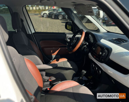 Белый Фиат 500L, объемом двигателя 1.2 л и пробегом 60 тыс. км за 10800 $, фото 21 на Automoto.ua