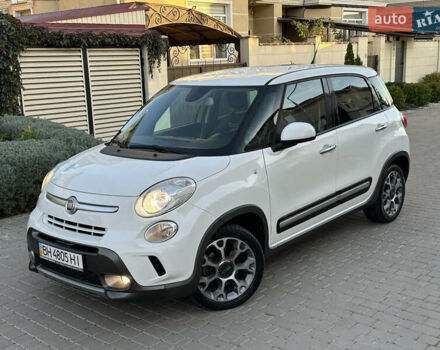 Белый Фиат 500L, объемом двигателя 1.3 л и пробегом 176 тыс. км за 8900 $, фото 4 на Automoto.ua