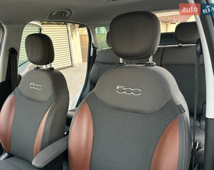 Белый Фиат 500L, объемом двигателя 1.3 л и пробегом 176 тыс. км за 8900 $, фото 71 на Automoto.ua