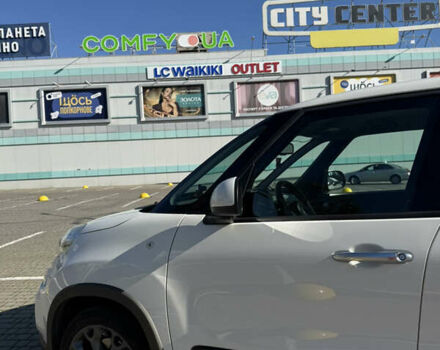 Белый Фиат 500L, объемом двигателя 1.3 л и пробегом 104 тыс. км за 9600 $, фото 20 на Automoto.ua