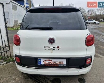 Белый Фиат 500L, объемом двигателя 1.3 л и пробегом 135 тыс. км за 8599 $, фото 4 на Automoto.ua