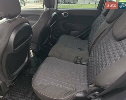 Белый Фиат 500L, объемом двигателя 1.3 л и пробегом 135 тыс. км за 8599 $, фото 26 на Automoto.ua