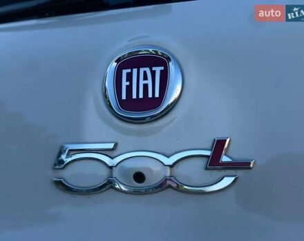 Белый Фиат 500L, объемом двигателя 1.25 л и пробегом 53 тыс. км за 10500 $, фото 9 на Automoto.ua