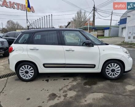 Белый Фиат 500L, объемом двигателя 1.3 л и пробегом 135 тыс. км за 8599 $, фото 6 на Automoto.ua