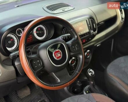 Белый Фиат 500L, объемом двигателя 1.37 л и пробегом 124 тыс. км за 9299 $, фото 10 на Automoto.ua