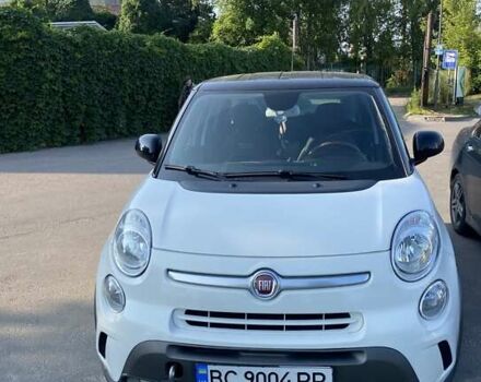 Белый Фиат 500L, объемом двигателя 1.2 л и пробегом 84 тыс. км за 10000 $, фото 2 на Automoto.ua