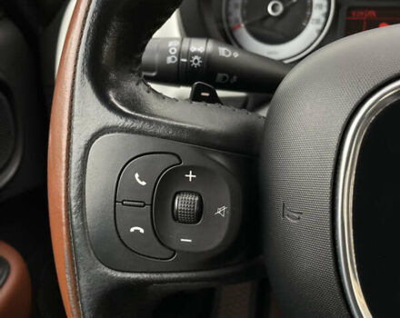 Білий Фіат 500L, об'ємом двигуна 1.25 л та пробігом 88 тис. км за 10500 $, фото 10 на Automoto.ua