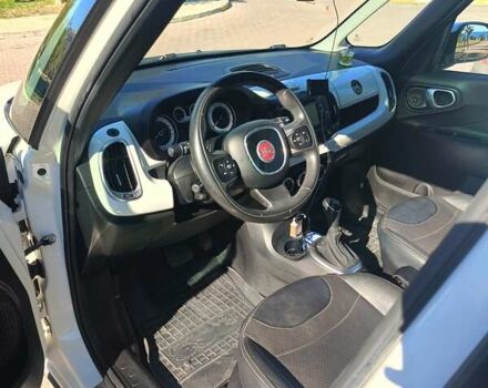 Білий Фіат 500L, об'ємом двигуна 1.3 л та пробігом 116 тис. км за 8700 $, фото 2 на Automoto.ua