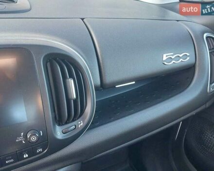 Белый Фиат 500L, объемом двигателя 1.25 л и пробегом 201 тыс. км за 9500 $, фото 9 на Automoto.ua