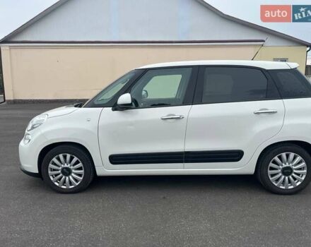 Білий Фіат 500L, об'ємом двигуна 1.25 л та пробігом 138 тис. км за 10500 $, фото 2 на Automoto.ua