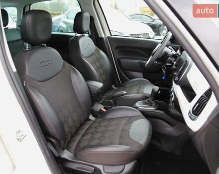 Белый Фиат 500L, объемом двигателя 1.37 л и пробегом 47 тыс. км за 12900 $, фото 9 на Automoto.ua