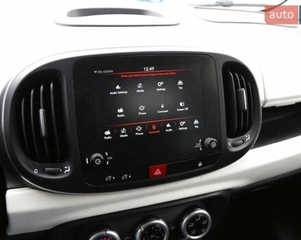 Белый Фиат 500L, объемом двигателя 1.37 л и пробегом 47 тыс. км за 12900 $, фото 17 на Automoto.ua