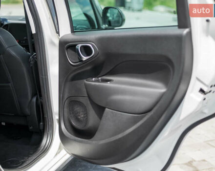 Фиат 500L 2018 в Ровно на Automoto.ua Белый Фиат 500L, объемом двигателя 0 л и пробегом 151 тыс. км за 9900 $, фото 28 на Automoto.ua