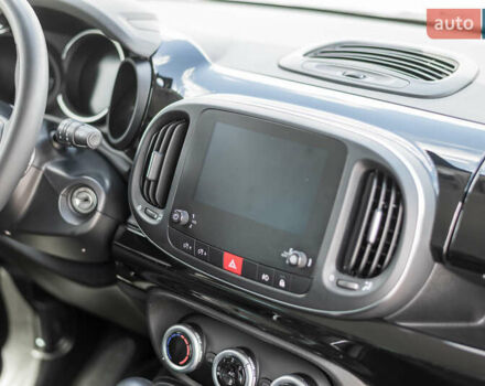 Фиат 500L 2018 в Ровно на Automoto.ua Белый Фиат 500L, объемом двигателя 0 л и пробегом 151 тыс. км за 9900 $, фото 24 на Automoto.ua