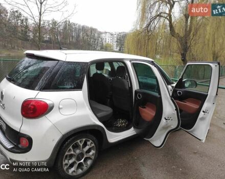 Білий Фіат 500L, об'ємом двигуна 1.4 л та пробігом 102 тис. км за 9500 $, фото 8 на Automoto.ua