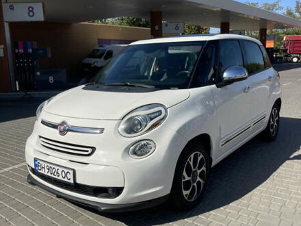 Белый Фиат 500L, объемом двигателя 1.37 л и пробегом 92 тыс. км за 7999 $, фото 1 на Automoto.ua