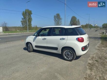 Фіат 500L 2013 у Києві на Automoto.ua Білий Фіат 500L, об'ємом двигуна 1.2 л та пробігом 134 тис. км за 9100 $, фото 1 на Automoto.ua