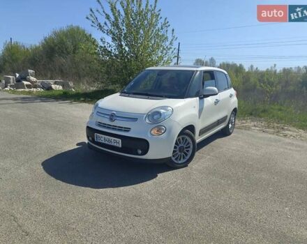 Белый Фиат 500L, объемом двигателя 1.3 л и пробегом 134 тыс. км за 8600 $, фото 1 на Automoto.ua
