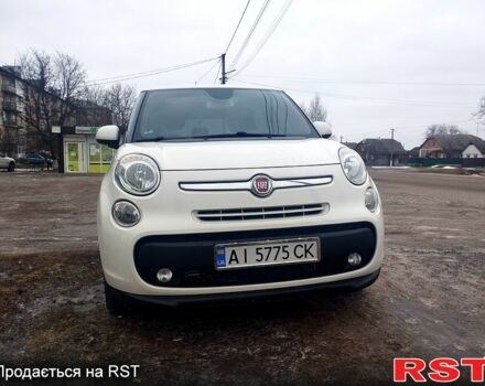 Белый Фиат 500L, объемом двигателя 1.2 л и пробегом 13900 тыс. км за 11000 $, фото 1 на Automoto.ua