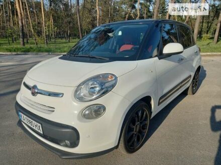 Фіат 500L 2013 у Києві на Automoto.ua Білий Фіат 500L, об'ємом двигуна 1.3 л та пробігом 100 тис. км за 10500 $, фото 1 на Automoto.ua