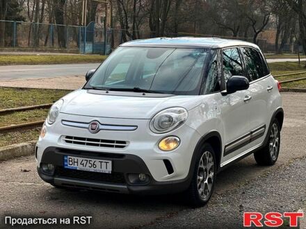 Белый Фиат 500L, объемом двигателя 1.2 л и пробегом 14700 тыс. км за 7999 $, фото 1 на Automoto.ua