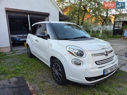 Белый Фиат 500L, объемом двигателя 1.4 л и пробегом 98 тыс. км за 8200 $, фото 1 на Automoto.ua