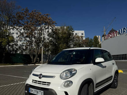Фиат 500L 2014 в Одессе на Automoto.ua Белый Фиат 500L, объемом двигателя 1.3 л и пробегом 104 тыс. км за 9600 $, фото 1 на Automoto.ua
