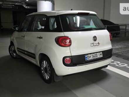 Белый Фиат 500L, объемом двигателя 1.3 л и пробегом 122 тыс. км за 9900 $, фото 1 на Automoto.ua