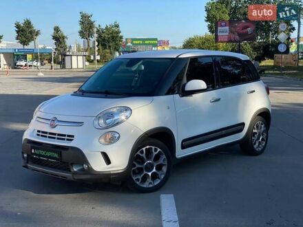 Белый Фиат 500L, объемом двигателя 1.25 л и пробегом 53 тыс. км за 10990 $, фото 1 на Automoto.ua