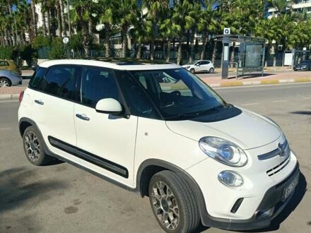 Фиат 500L 2016 в Измаиле на Automoto.ua Белый Фиат 500L, объемом двигателя 1.3 л и пробегом 116 тыс. км за 8700 $, фото 1 на Automoto.ua