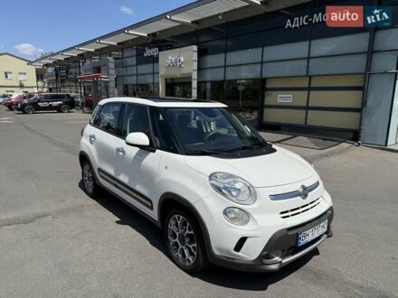 Фіат 500L 2017 у Одесі на Automoto.ua Білий Фіат 500L, об'ємом двигуна 1.2 л та пробігом 114 тис. км за 11700 $, фото 1 на Automoto.ua