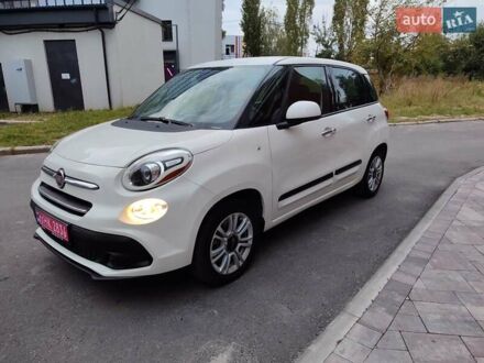 Белый Фиат 500L, объемом двигателя 1.4 л и пробегом 47 тыс. км за 12600 $, фото 1 на Automoto.ua